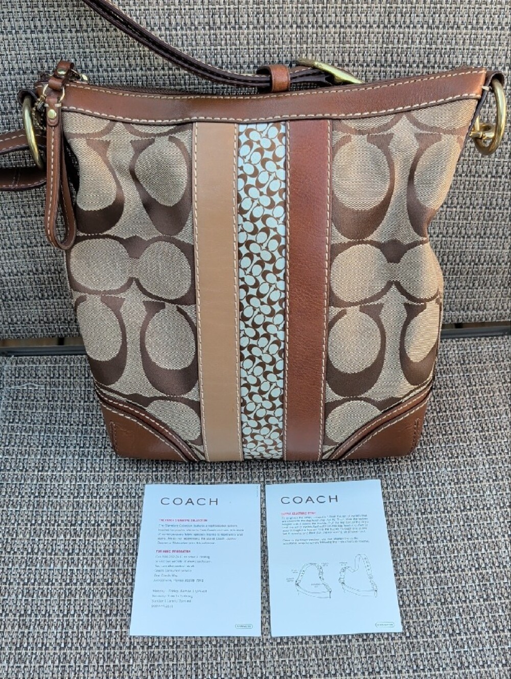 Coach Hampton Signature Shoulder Crossbody (F10542) - Picture 14 of 16